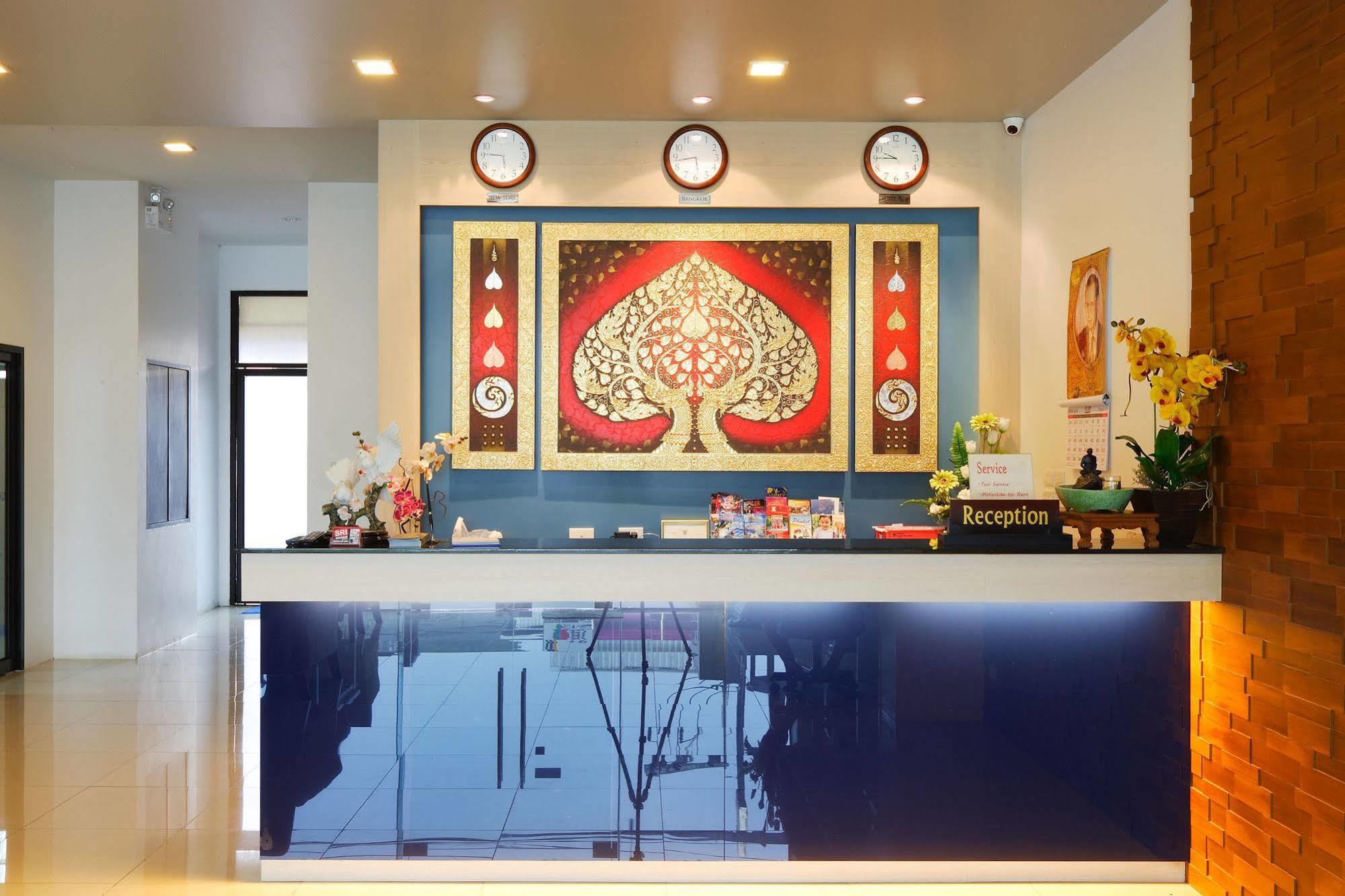 Sri Boutique Hotel Patong Exterior foto