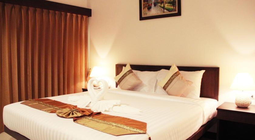 Sri Boutique Hotel Patong Exterior foto
